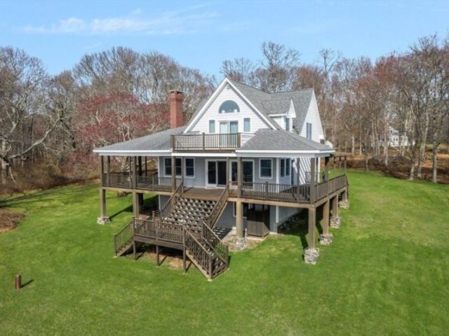House for sale in Portsmouth, Rhode Island