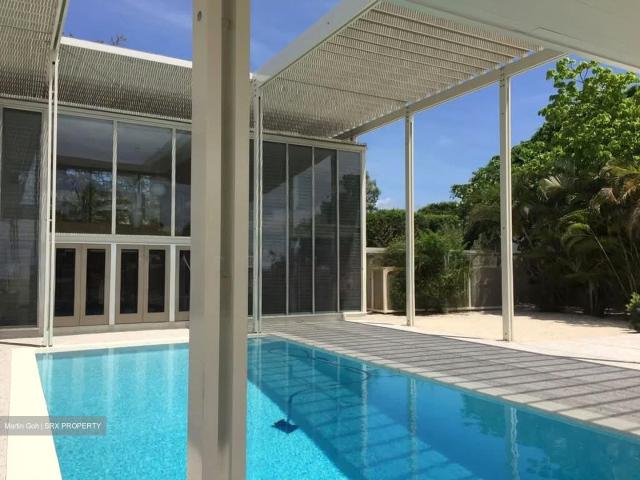 Detached House for sale