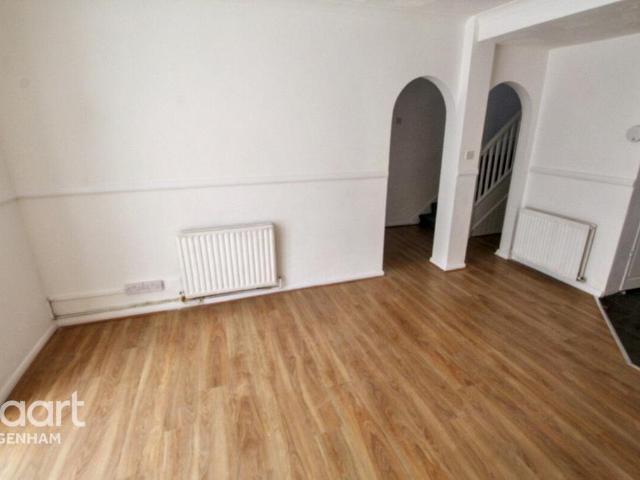 House for rent in Becontree, Greater London