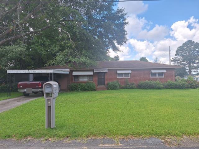 House for sale in Kathleen, Georgia
