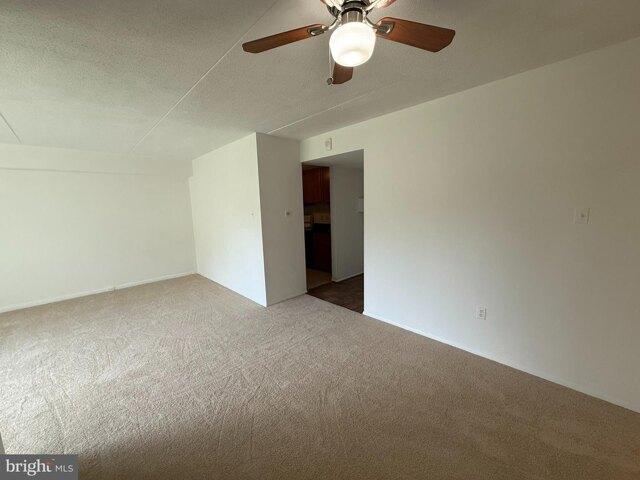 Condo for sale in Alexandria