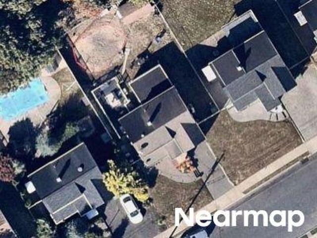 House for sale in Parlin House for sale in Parlin