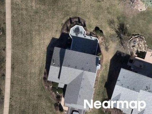 House for sale in North Aurora, Illinois