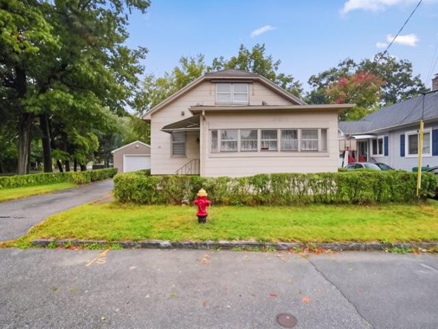 House for sale in Aldenville, Chicopee