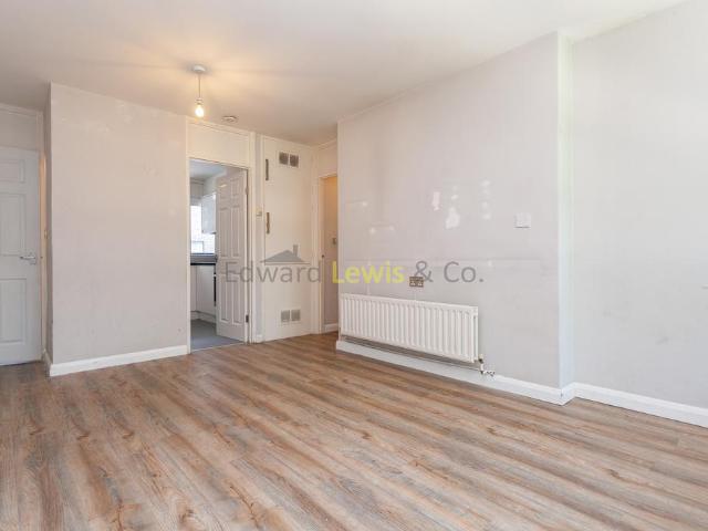 Apartment for rent in Samuda Estate, Isle Of Dogs