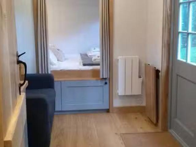 Apartment for rent in Ashurst, Horsham