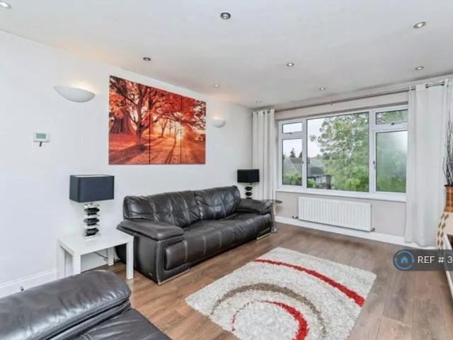 Apartment for rent in London Borough of Ealing, Greater London