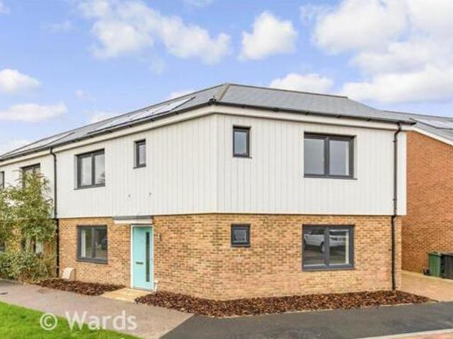House for sale in Greenhithe, Dartford