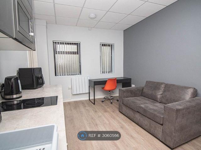 Apartment for rent in Folly Hall, Kirklees