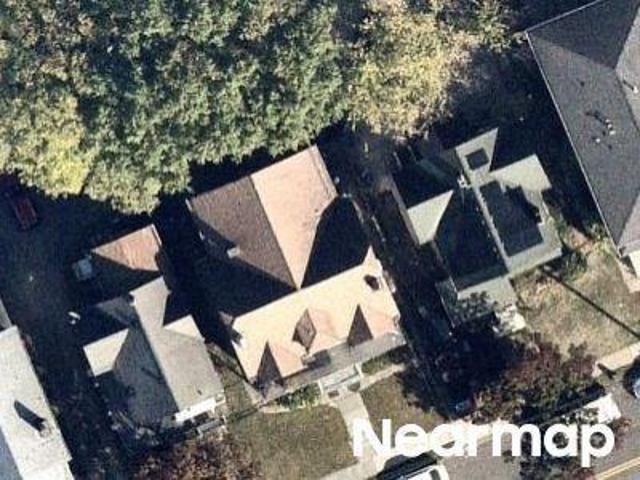House for sale in Elizabeth, New Jersey