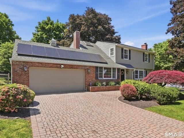 House for sale in Hamden, Connecticut
