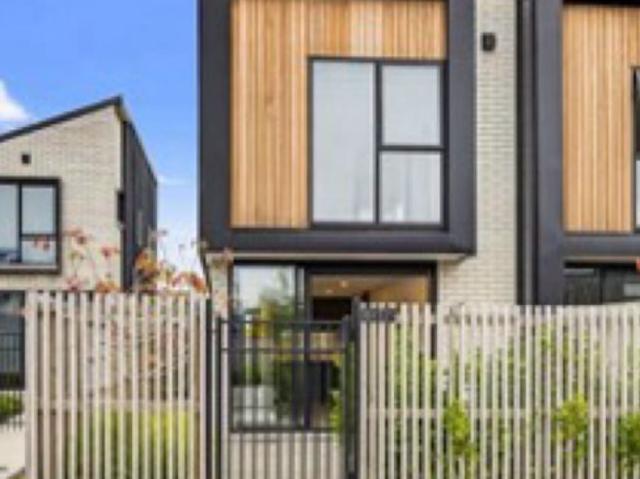 House for rent in Addington, Canterbury