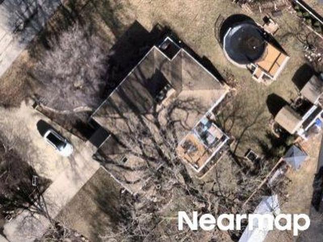 House for sale in Mchenry, Illinois