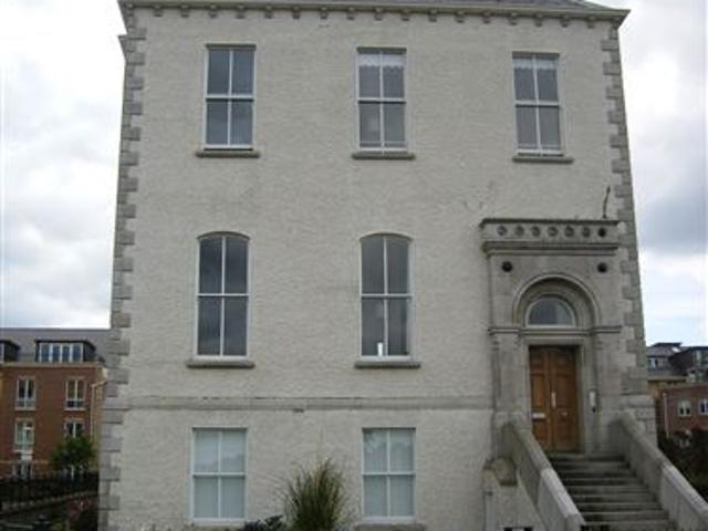 Apartment to rent in Blackrock