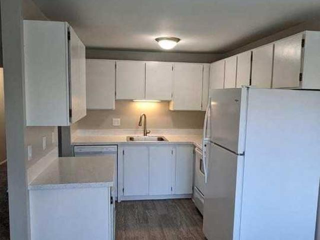 Apartment for rent in Meeker, Puyallup
