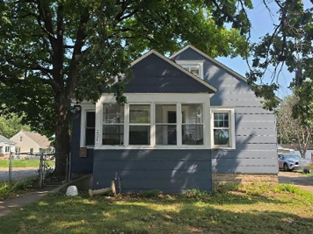 House for sale in Greater East Side, Ramsey
