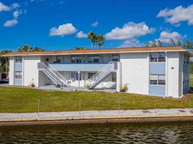 Apartment for rent in Naples, Florida