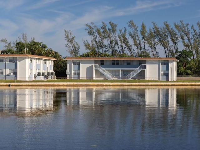 Apartment for rent in Naples, Florida