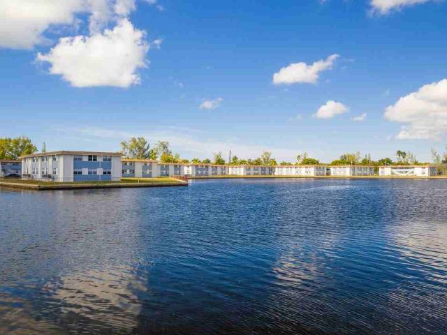 Apartment for rent in Naples, Florida