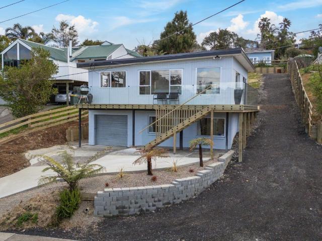 House for rent in Whangaparaoa
