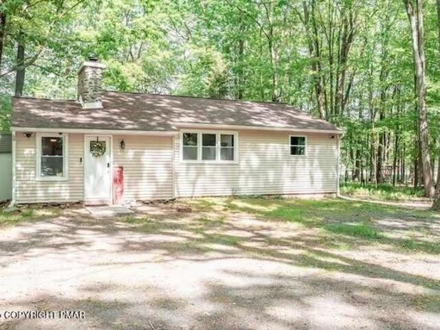 House for sale in Cresco, Pennsylvania