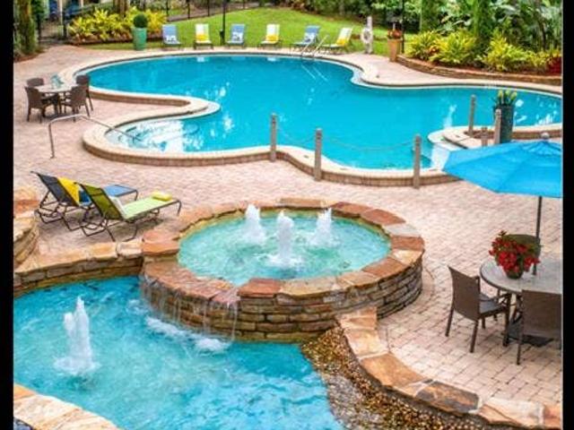 Room for rent in Crystal Beach, Florida