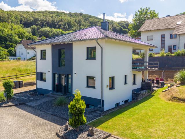 Villa kaufen in Gönnersdorf, Rheinland-Pfalz