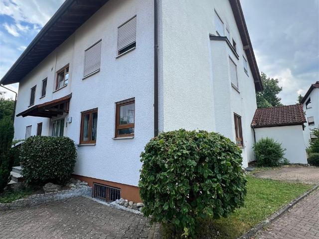 Dachgeschosswohnung kaufen in Boll, Baden-Württemberg