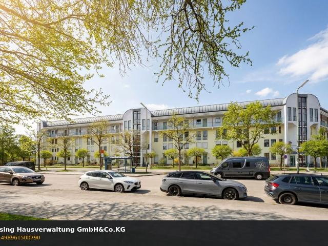 Dachgeschosswohnung kaufen in München, Bayern