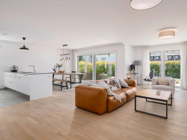 Wohnung kaufen in Oberweningen, Zürich