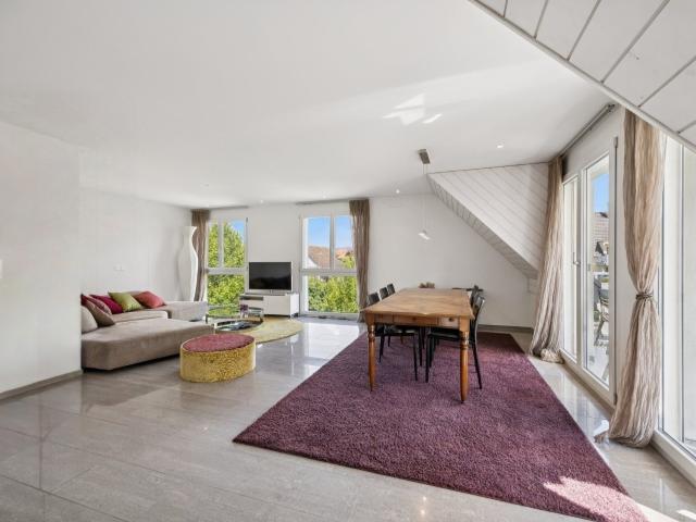 Maisonette kaufen in Grüningen, Zürich