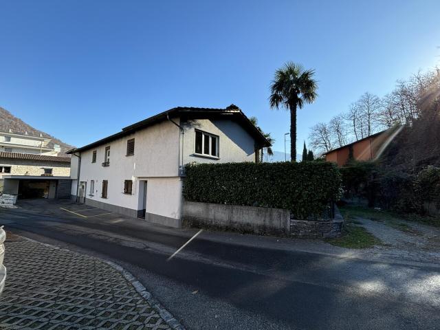 Wohnung kaufen in Losone, Tessin