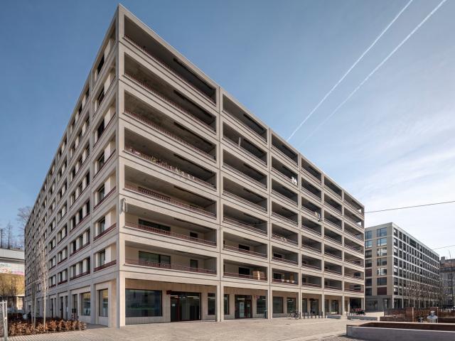 Apartment mieten in Einigen, Zürich