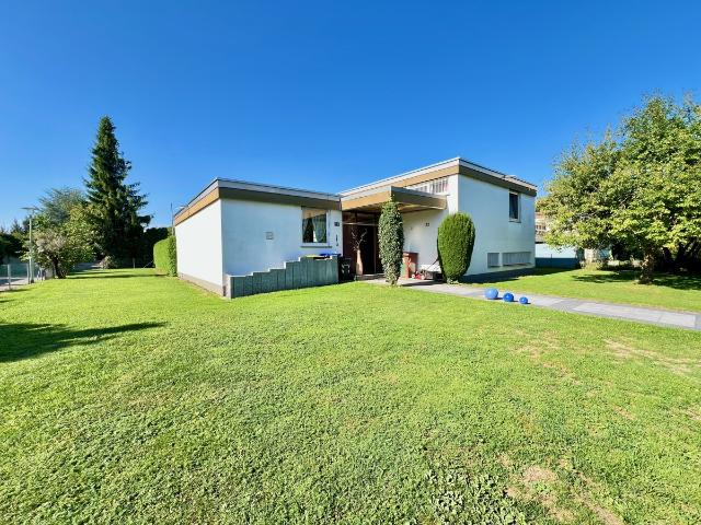 Villa kaufen in Königsbrunn, Bayern