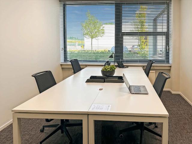 Bedrijfspand te huur in Venlo, Limburg