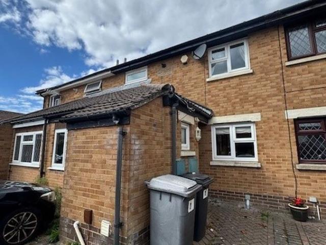 Apartment for rent in Throop, Bournemouth