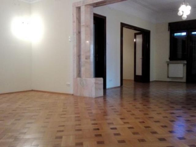 Casă închirieri în București