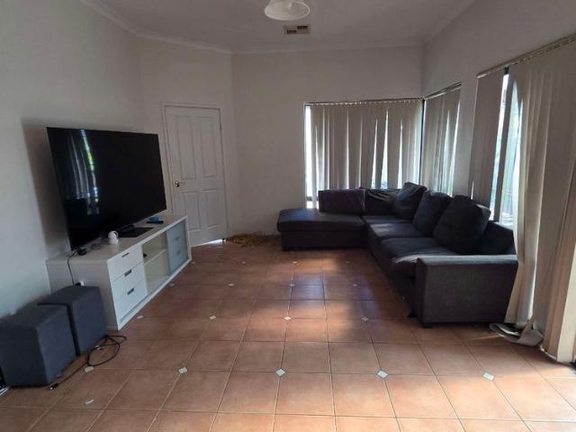 Room for rent in Stirling, Western Australia