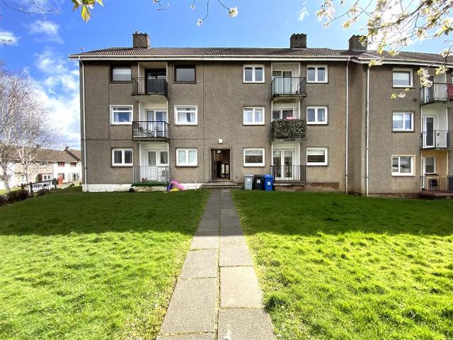 Apartment for rent in East Mains, Barassie