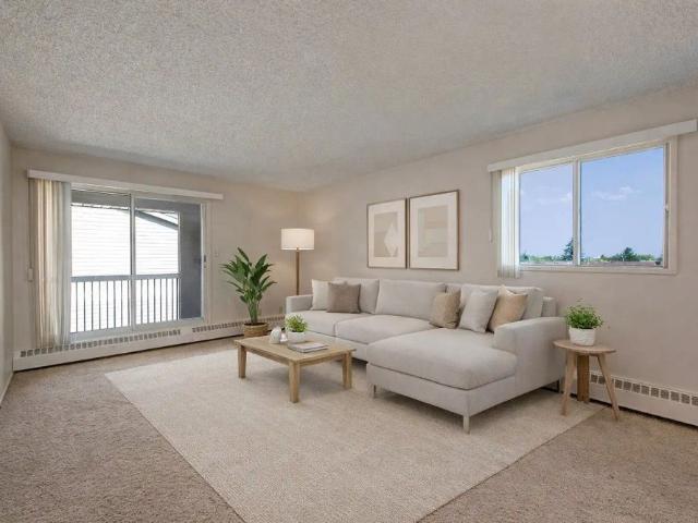 Apartment for rent in Beaumaris, Edmonton