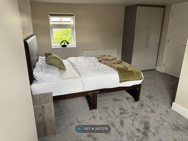 Room for rent in Wealdstone, Greater London