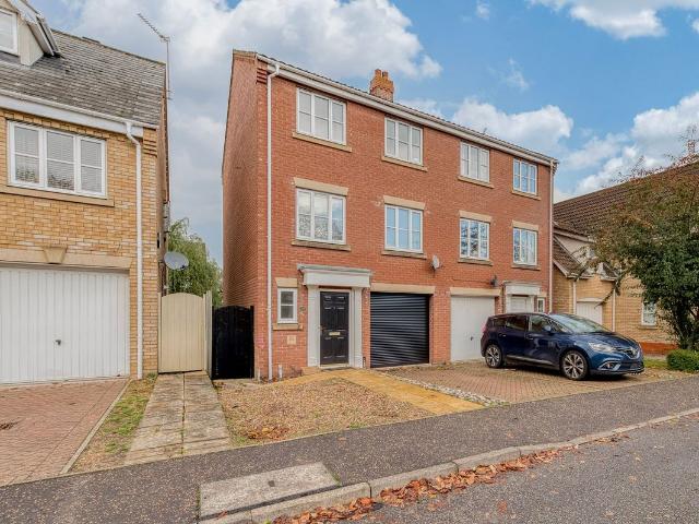 House for rent in East Bank, Norfolk
