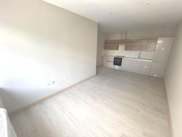 Apartment for rent in Elstree and Borehamwood, Borehamwood