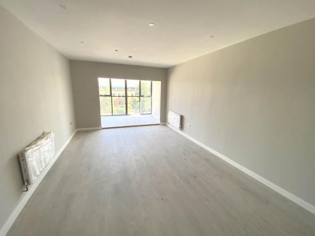Apartment for rent in Elstree and Borehamwood, Borehamwood