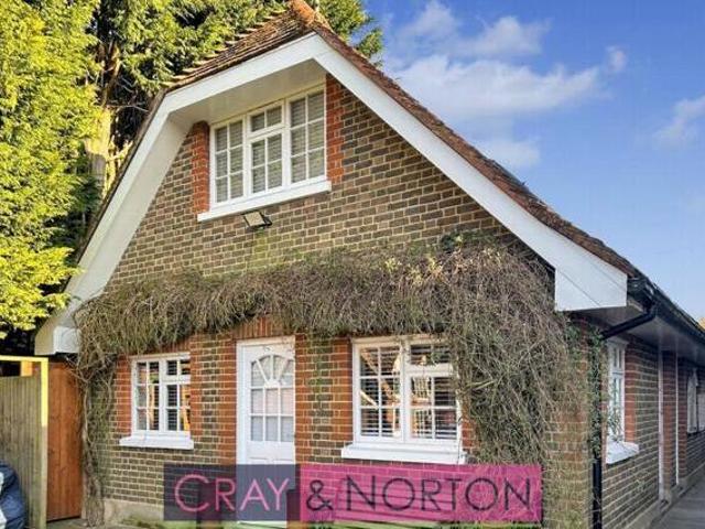 House for rent in Surrey