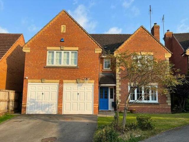 House for sale in Worrall, South Yorkshire