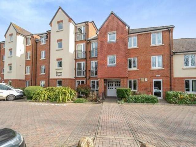 House for sale in Littlecote, West Sussex