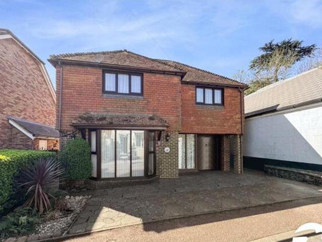 House for sale in Oad Street, Kent