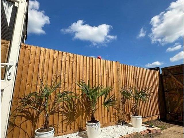 Room for rent in London Borough of Croydon, Greater London