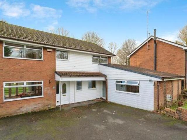 House for sale in Halton